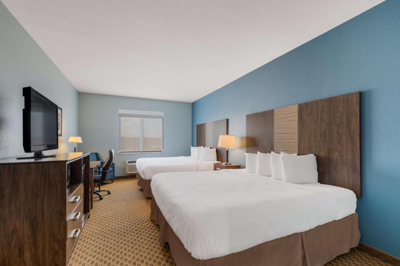 Best Western South Plains Inn & Suites Levelland Exterior photo