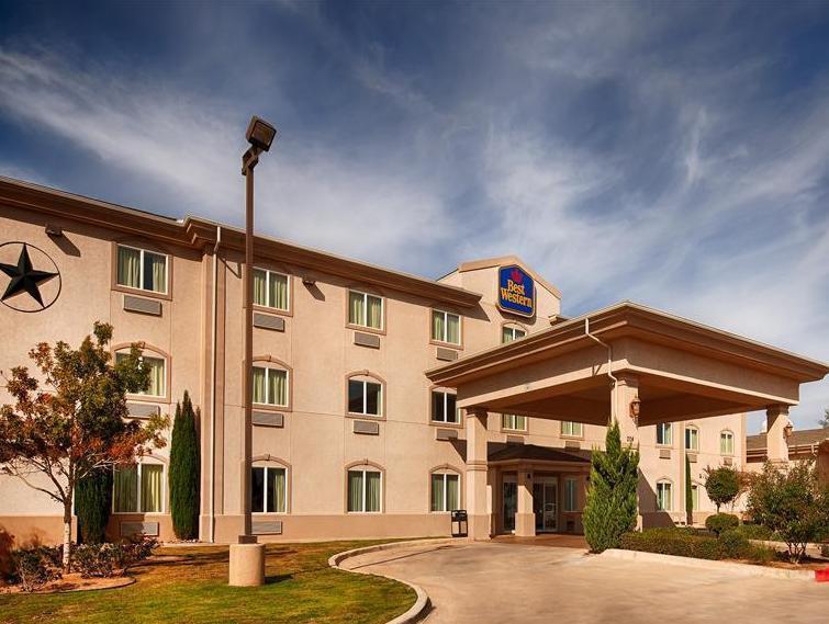 Best Western South Plains Inn & Suites Levelland Exterior photo