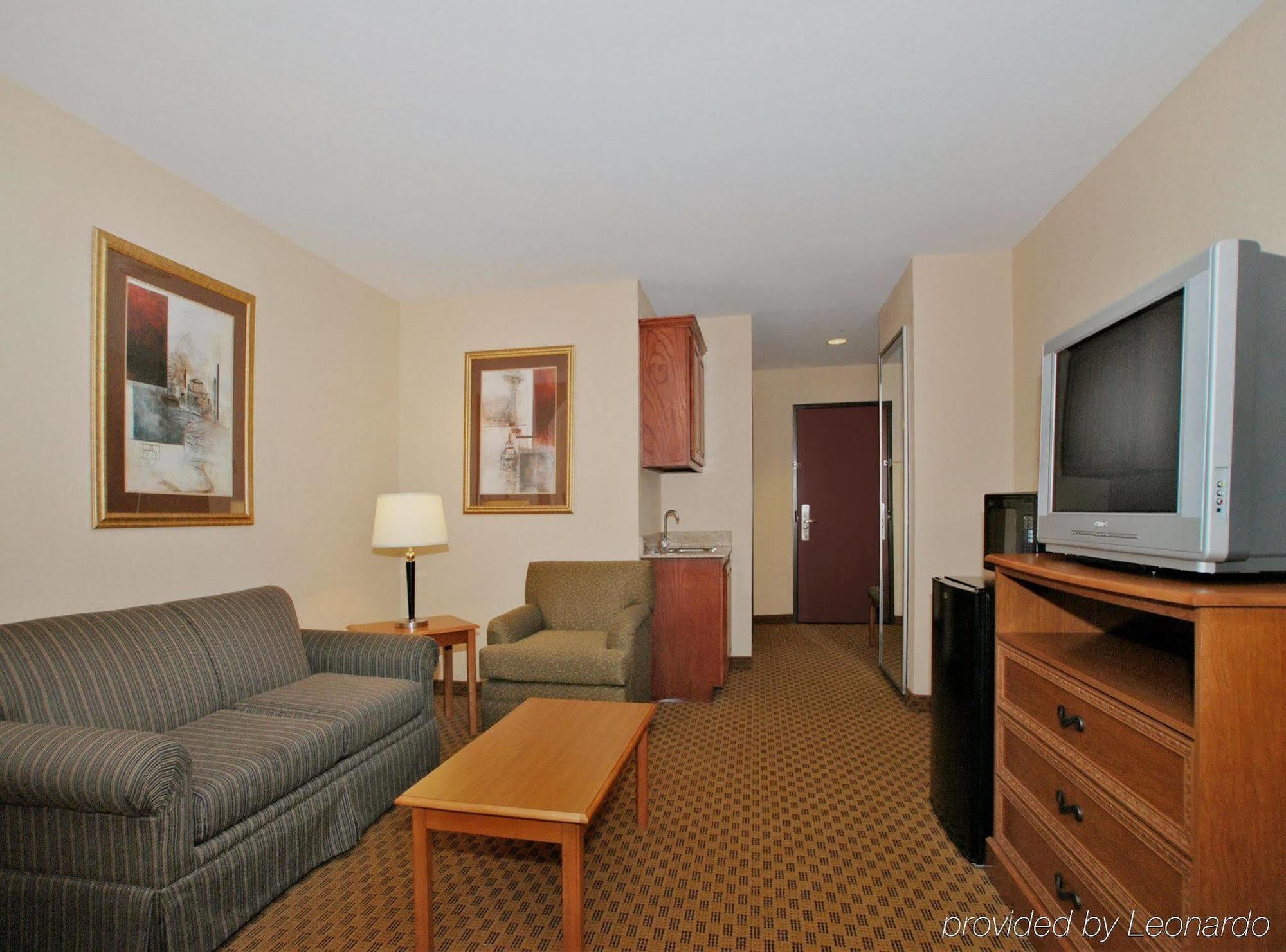 Best Western South Plains Inn & Suites Levelland Room photo