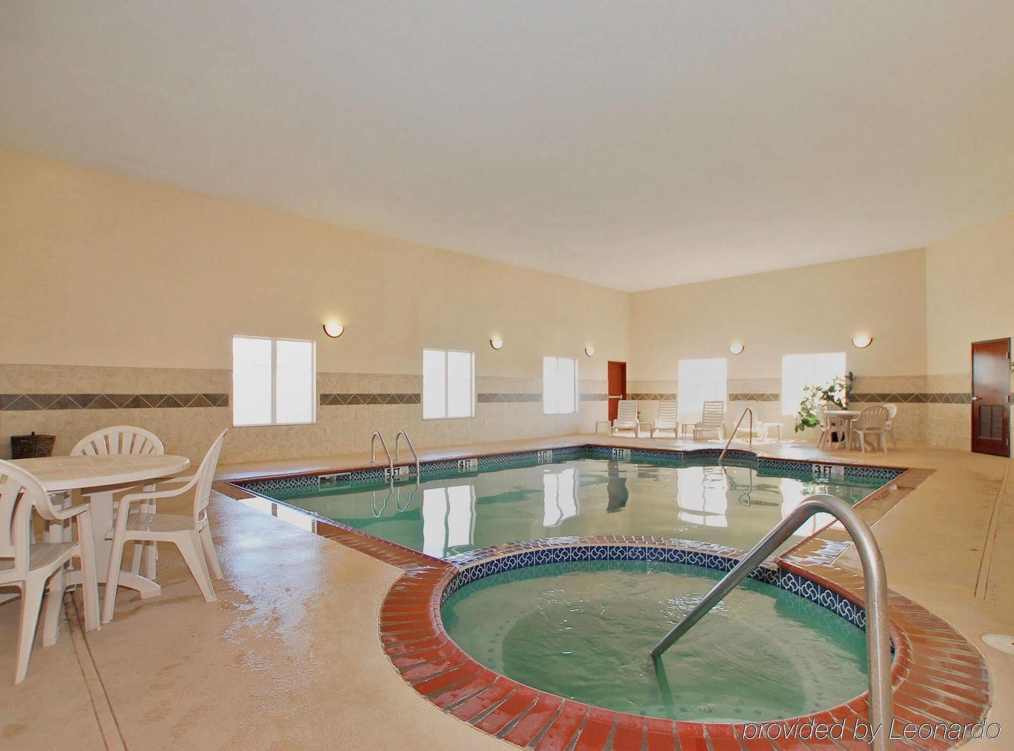 Best Western South Plains Inn & Suites Levelland Facilities photo